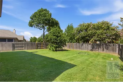 18713 Falcon Pointe Boulevard, Pflugerville, TX 78660 - Photo 32