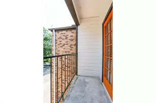 912 W 22nd St, Austin, TX 78705 - Photo 14