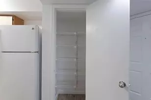 2430 Cromwell Cir, Austin, TX 78741 - Photo 12