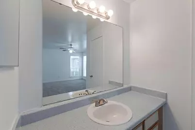 2430 Cromwell Circle #812, Austin, TX 78741 - Photo 20