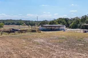 2135 Mule Creek Rd, Harwood, TX 78632 - Photo 24