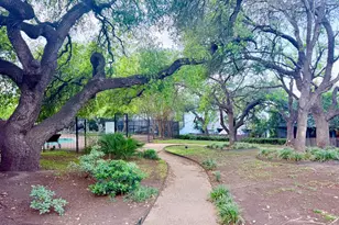 1411 Gracy Farms Ln, Austin, TX 78758 - Photo 26