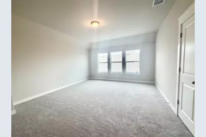 145 Zinnia Ln Lane, Hutto, TX 78634 - Photo 6