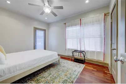 602 W N Loop Boulevard #B, Austin, TX 78751 - Photo 16