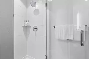 49 Navasota St, Austin, TX 78702 - Photo 10