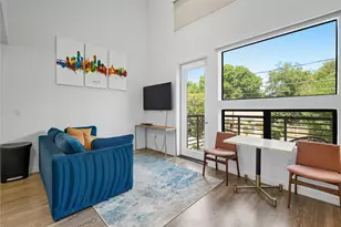 49 Navasota St, Austin, TX 78702 - Photo 2