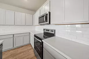148 Wind Hl, Jarrell, TX 76537 - Photo 12
