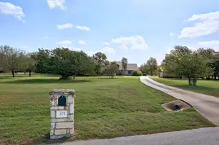 301 Oak Forest Cove, Buda, TX 78610 - Photo 2
