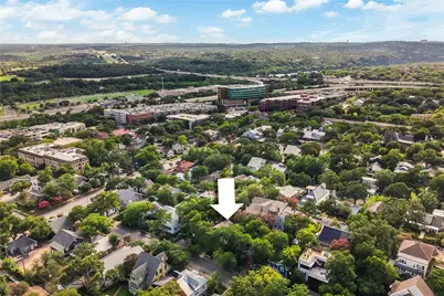 610 Oakland Avenue, Austin, TX 78703 - Photo 32