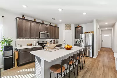 415 Osier Pass, Hutto, TX 78634 - Photo 6