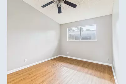 616 51st. Street #104, Austin, TX 78751 - Photo 6