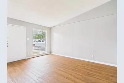 616 51st. Street #104, Austin, TX 78751 - Photo 4