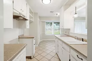 809 Maryland Dr, Austin, TX 78758 - Photo 16