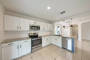 12201 Paloma Blanca Way, Del Valle, TX 78617 - Photo 12