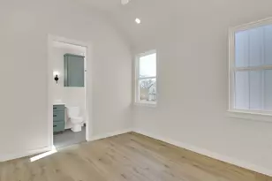 6802 Montana St, Austin, TX 78741 - Photo 14