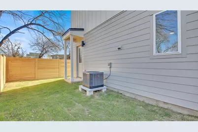 6802 Montana Street #3, Austin, TX 78741 - Photo 16