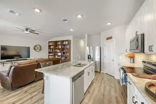 102 Contrada Grace Ln, Hutto, TX 78634 - Photo 14