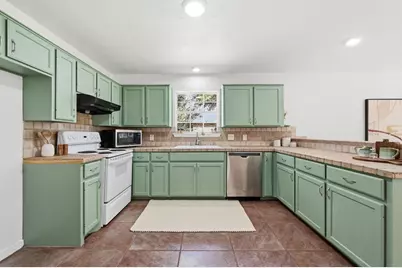 600 Meadow Oaks Drive, Dripping Springs, TX 78620 - Photo 18