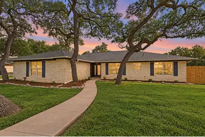 600 Meadow Oaks Drive, Dripping Springs, TX 78620 - Photo 1