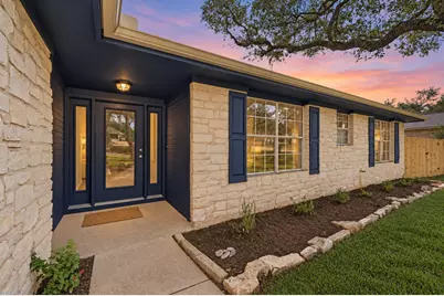 600 Meadow Oaks Drive, Dripping Springs, TX 78620 - Photo 8
