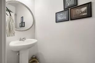 101 Lee Trevino Cove, Round Rock, TX 78664 - Photo 16