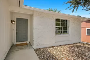 3203 Harpers Ferry Ln, Austin, TX 78745 - Photo 2