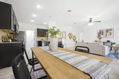 1812 Hidden Springs Path, Round Rock, TX 78665 - Photo 16