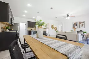 1812 Hidden Springs Path, Round Rock, TX 78665 - Photo 16