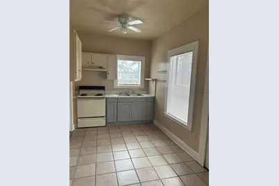 1609 Cedar Street, Bastrop, TX 78602 - Photo 4