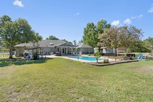 201 Four T Ranch Rd, Georgetown, TX 78633 - Photo 32
