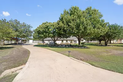 201 Four T Ranch Road, Georgetown, TX 78633 - Photo 36