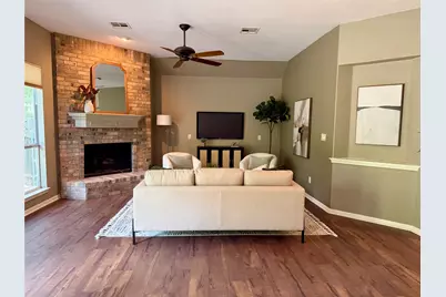 8024 Cobblestone, Austin, TX 78735 - Photo 10