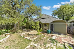 8024 Cobblestone, Austin, TX 78735 - Photo 26