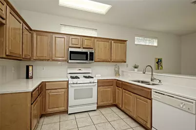 112 Bluebell Drive, Georgetown, TX 78633 - Photo 16