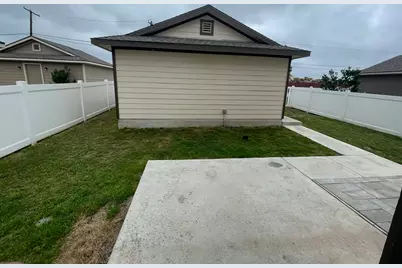 108 Cane River Road, Pflugerville, TX 78660 - Photo 14