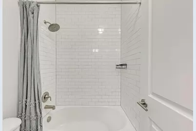 521 Elm Green Street, Hutto, TX 78634 - Photo 32