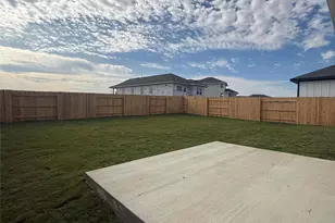 11909 Horseshoe Fld Bnd, Mustang Ridge, TX 78610 - Photo 12