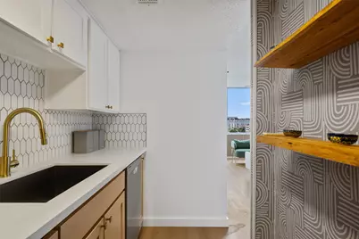 1800 Lavaca Street #A613, Austin, TX 78701 - Photo 14