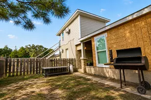 130 Los Arcos Rd, Elgin, TX 78621 - Photo 38