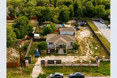 130 Los Arcos Road, Elgin, TX 78621 - Photo 2