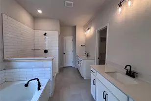 156 Coleto Tr, Bastrop, TX 78602 - Photo 20