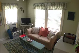 906 W 22nd St, Austin, TX 78705 - Photo 2