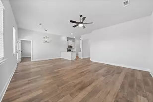 17008 Wind Chime Dr, Manor, TX 78653 - Photo 4