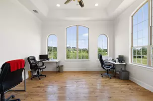 711 N Paleface Ranch Rd, Spicewood, TX 78669 - Photo 16