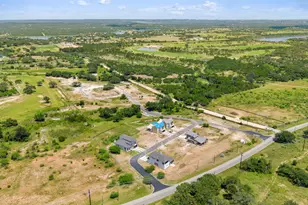 711 N Paleface Ranch Rd, Spicewood, TX 78669 - Photo 32