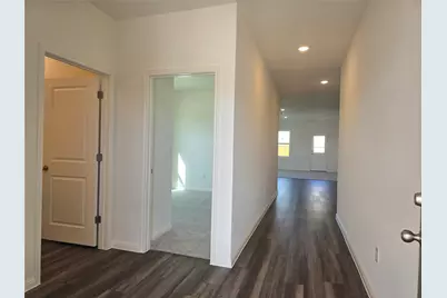 624 Wesley Miller Lane, Taylor, TX 76574 - Photo 4
