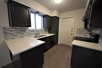 3206 Spaniel Drive, Austin, TX 78759 - Photo 2