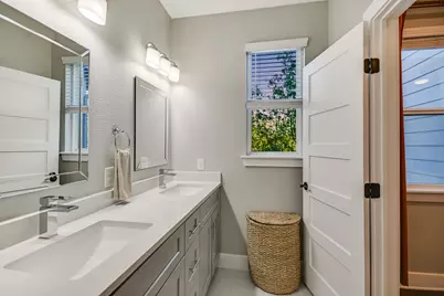 6310 Porter Street #B, Austin, TX 78741 - Photo 12