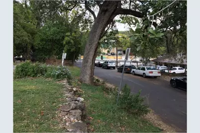 906 Chestnut Street, San Marcos, TX 78666 - Photo 10