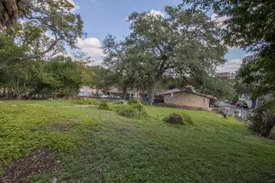 906 Chestnut Street, San Marcos, TX 78666 - Photo 6